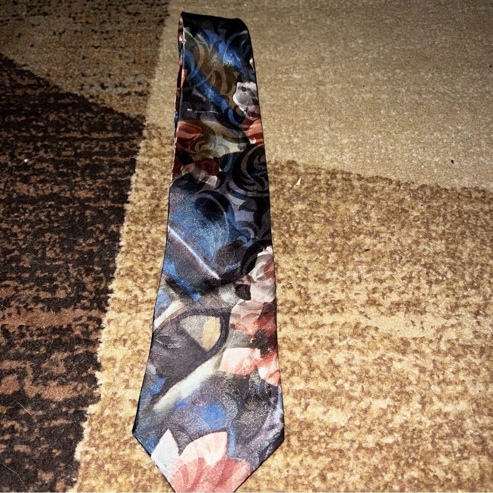 Jordache tie